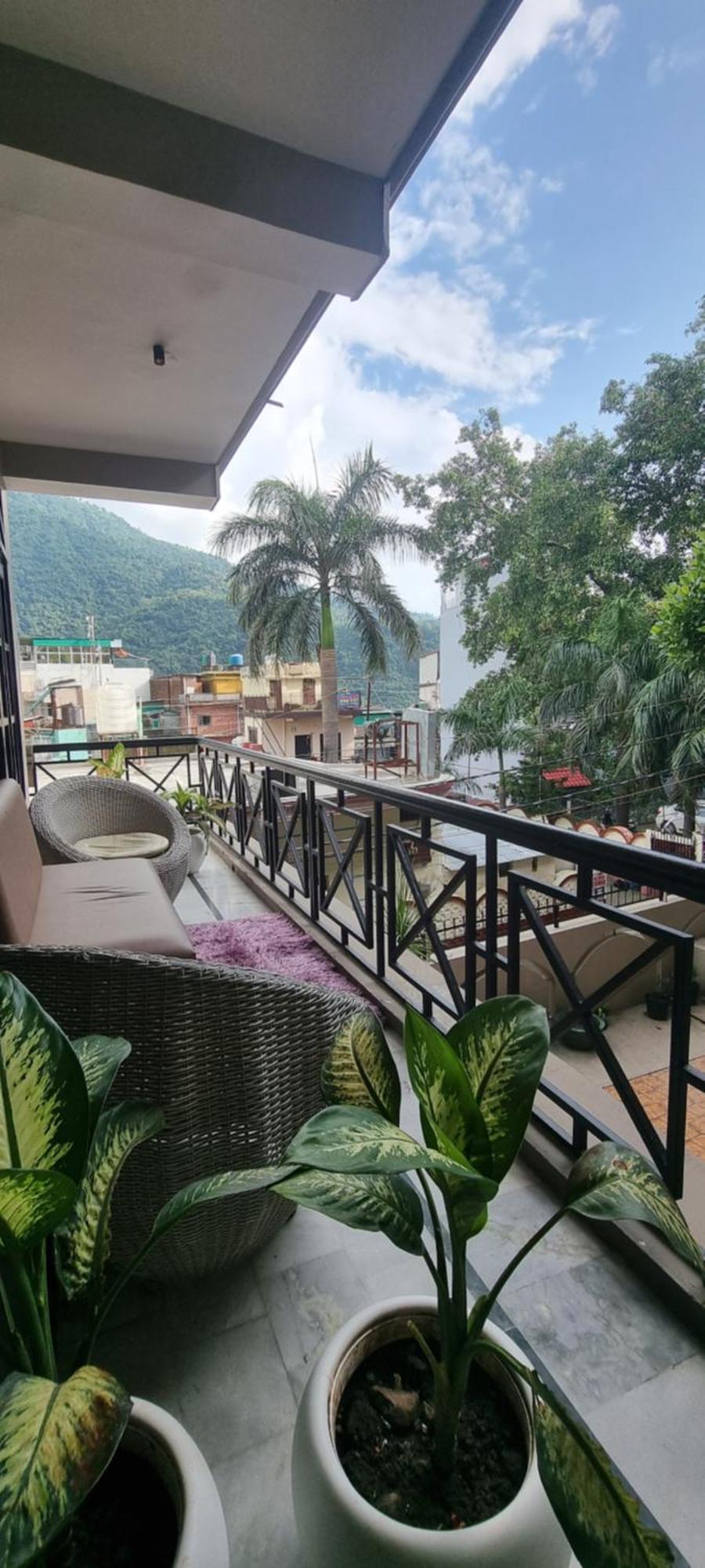 Praana Wellness Resort By Around Stays ริชิเคช ภายนอก รูปภาพ